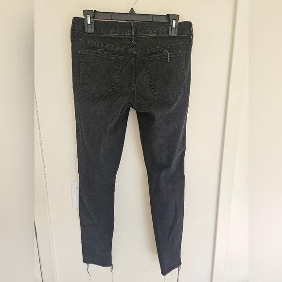 MOTHER Looker Ankle Fray Jeans - Picture 11 of 16
